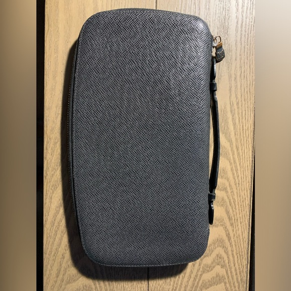 Louis Vuitton Atoll Organizer Wallet - Picture 2 of 5